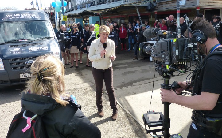 BBC presenter Clare Balding announces the arrival of the Oxford Women on the Embankment.