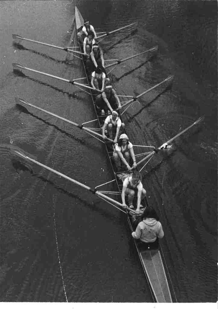 13-1976 crew rowing under the Green Dragon footbridge