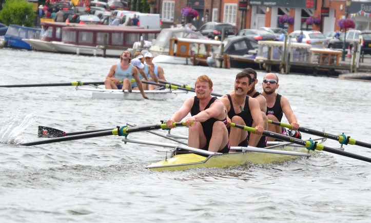 Pic 18. No double for Thames.