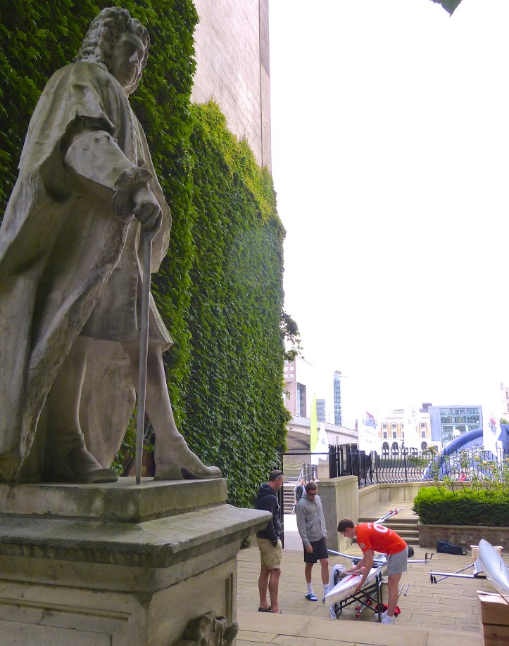 Pic 1. Outside Fishmongers’ Hall a few hours before the race, Dom Coughlin, a third-time competitor, prepares his scull. This year the boats were provided by WinTech.