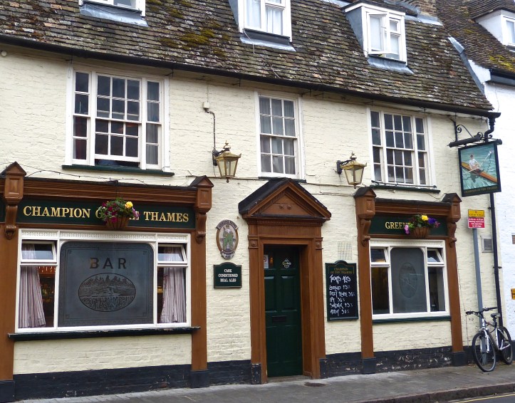 Pic 12. Time for a drink at the Champion of the Thames pub in King Street.