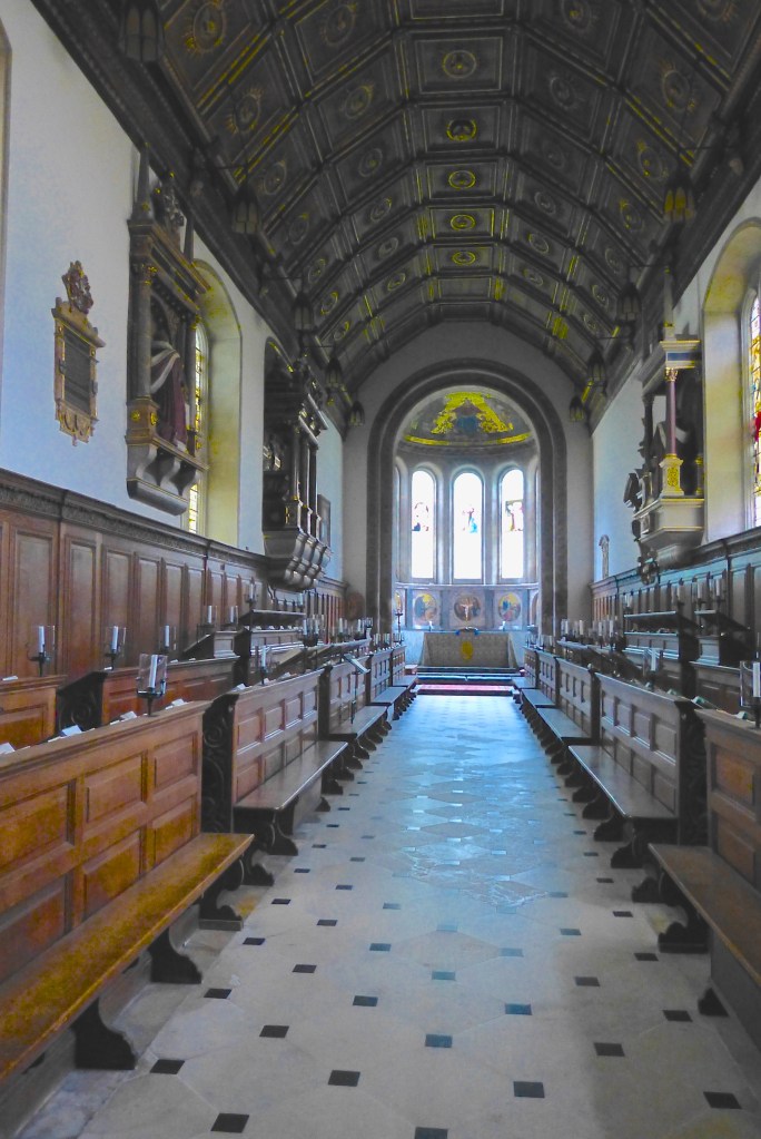 Pic 5. The college chapel of 1353. It is the oldest continuously used chapel at either Cambridge or Oxford.