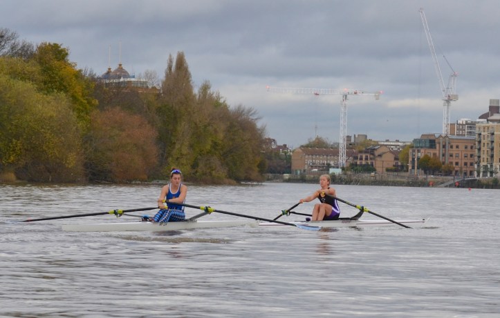 Pic 7. Hodgkins-Byrne crosses in front of Francis. The parallax error inherent in most side by side rowing pictures and the compression effect of a long lens probably make this situation look worse than it was.