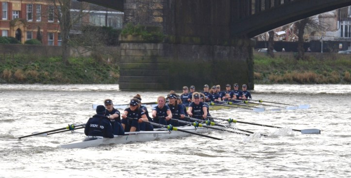 Pic 17. At Barnes Bridge, it is clear who is now enjoying the race and who is not.