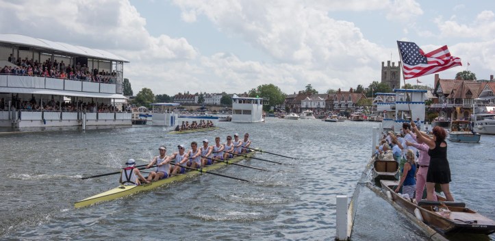 Henley, England. "All American Affair" Final of the Ladies Challenge Plate, left lane, Yale University USA. take a win against University of Washington, USA. in the first race of the afternoon programme at the 2015 Henley Royal Regatta, Henley Reach, River Thames. 14:37:27 Sunday 05/07/2015 [Mandatory Credit. Peter SPURRIER/Intersport Images. . Empacher.