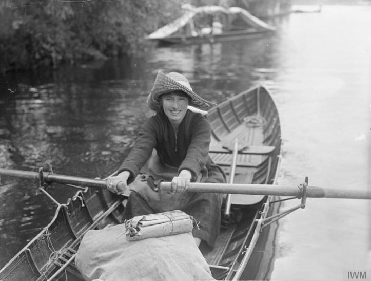 River post woman by Horace Nicholls © IWM Q 30842 (Imperial War Museum).