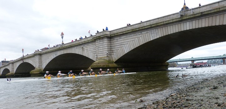 Pic 19. Nottingham University return under Putney Bridge.