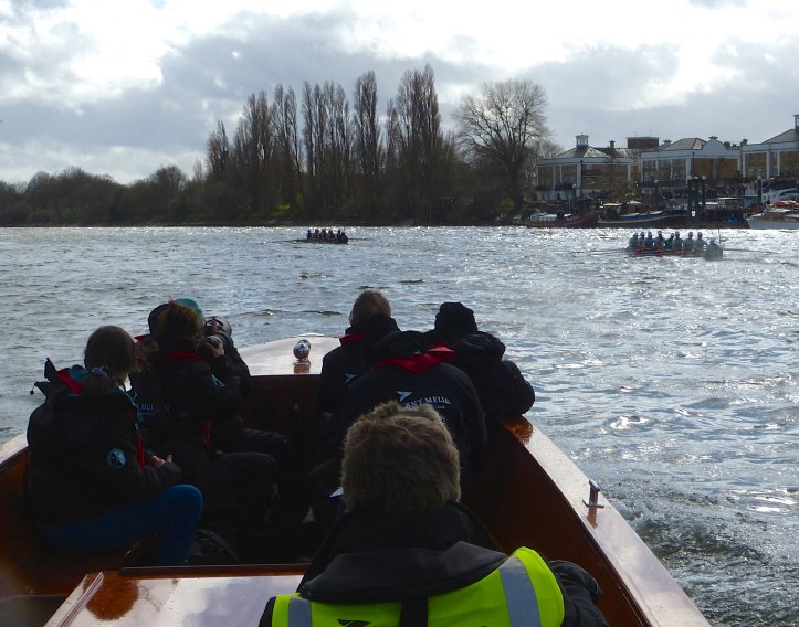 Pic 13. + 13 min 43 sec: From above the Eyot, Oxford started to pull away and had a two-length lead at Chiswick Pier.