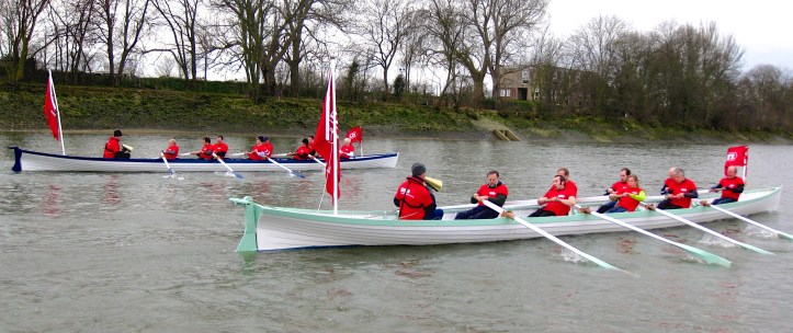 Pic 3. The ‘Oxbridge Giggs’ or ‘1829 Cutters’ in 2013. Although they are in action on behalf of London Youth Rowing, the crews are mostly veterans (‘masters’) with a rowing or skiffing background.