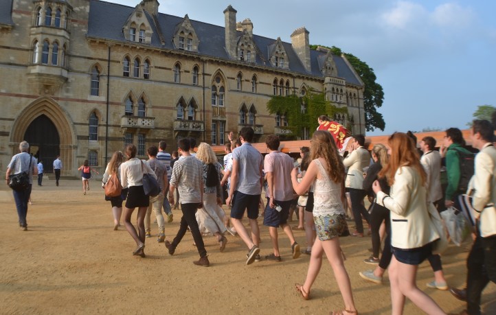 There was an impromptu and amusing incident when it was decided to ‘storm the gates’, of arch rowing rivals, Christ Church. Had the porters at the wealthy and imposing college thought quicker, they could have let the enemy boat into their quad and then locked the great doors behind them.