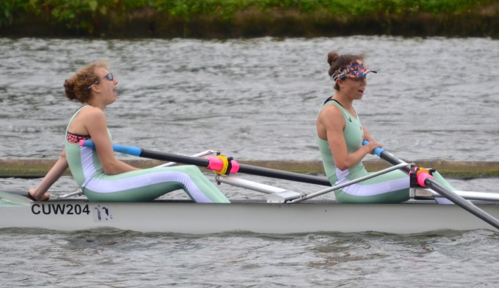 Elite Lightweight Coxless Pairs - Cambridge University Womens BC beat Lea, verdict Easily.