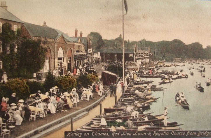 The Red Lion Lawn still exists.