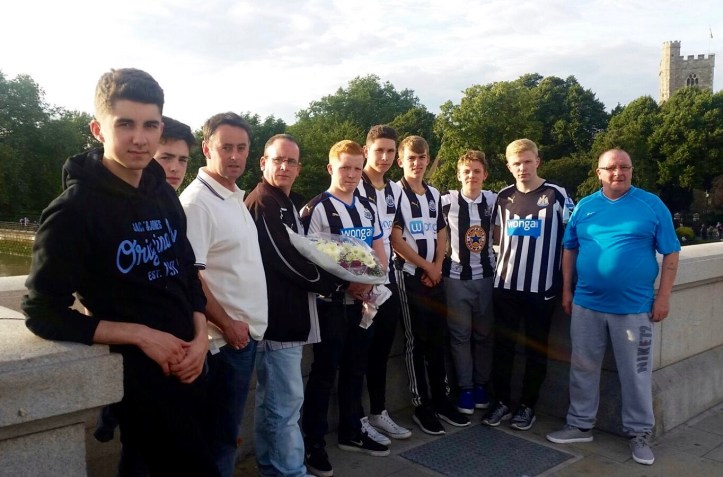 Newcastle fans1