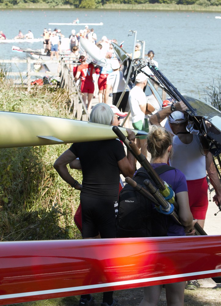 ‘Please hurry up, my race starts in 10 minutes.....’