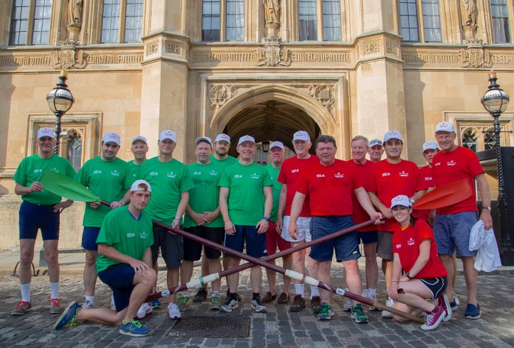 The 2016 Parliamentary Boat Race over, the two crews pose for a quick photograph before they return to either running the country or to suggesting how it could be run better. Perhaps it is possible that government, like rowing, is more difficult than it looks…..?