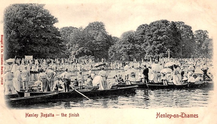 A semi-final of the 1901 Diamonds. Somewhere between the floating crowds, Fox is beating Blackstaffe.