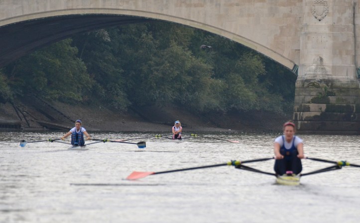 The finish at Chiswick Bridge. The final times were: Leyden 22.32, Francis 22.45, Whittaker 23.01, Carlton 23.20.