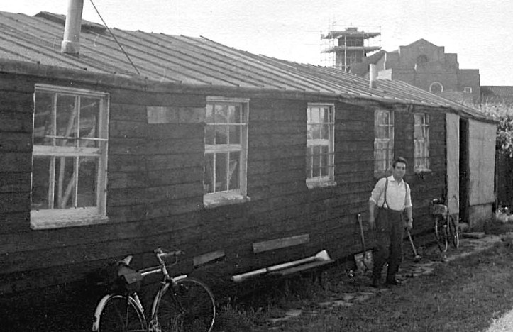 The old Mortlake boathouse in the early 1960s.