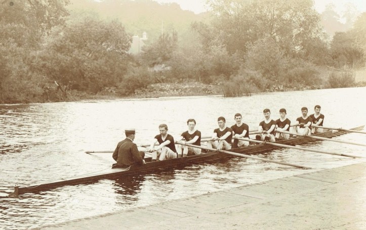  An unidentified Newry RC eight. I’m certain the location is the slipway in front of Dublin University Boat Club. Could this be the crew that raced at Henley in 1903? The same year, they lost at the DUBC regatta to their hosts by a matter of feet and again at Henley Royal Regatta in the semi-final of the Thames Cup by half-a-length. 