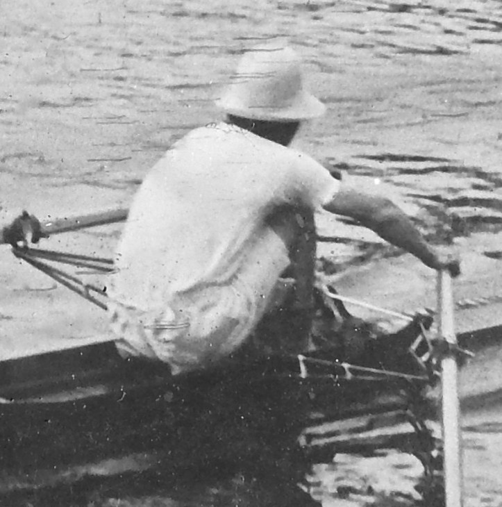 Pic 2. Morris K. Morris in action at Henley in 1923. His crooked ‘dog leg’ right arm is clearly evident, it had been broken as a youth and badly set. His friends at London RC called him ‘MK’ but, in mid-1923, he unofficially adopted a new first name and thereafter became Geoffrey or Geoff Morris. Henceforth, I will take the liberty of referring to him as ‘Geoff’.