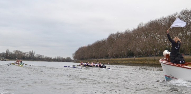 It was clear from the first few strokes that Cambridge were the faster crew and had established a half length lead well before the end of the Fulham Wall. Umpire Sarah Winckless warned both crews early on but Cambridge had already taken the lead and settled into a comfortable rhythm.